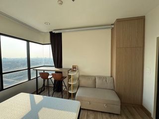 For rent 1 bed condo in Mueang Samut Prakan, Samut Prakan