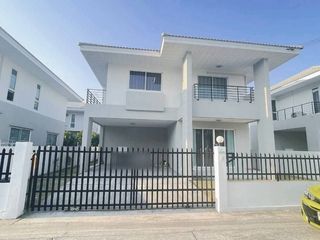 For sale and for rent 3 bedrooms house in Bang Sao Thong, Samut Prakan