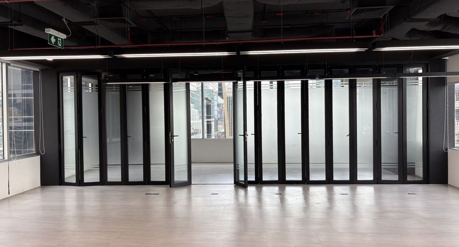 Oficina en alquiler en Pathum Wan, Bangkok