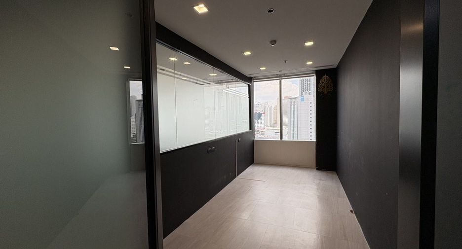 Oficina en alquiler en Pathum Wan, Bangkok
