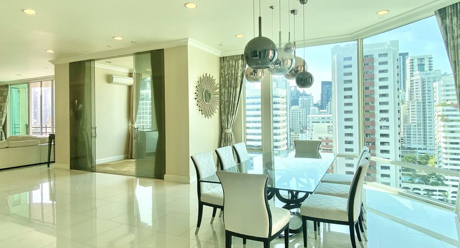 Condo en alquiler de 4 habitaciones en Watthana, Bangkok