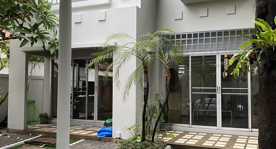 Haus zur Miete mit 2 Zimmer in Chatuchak, Bangkok