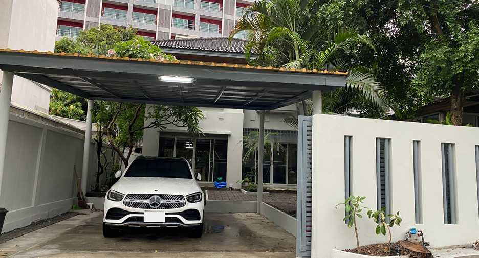 Haus zur Miete mit 2 Zimmer in Chatuchak, Bangkok