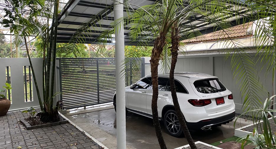 Haus zur Miete mit 2 Zimmer in Chatuchak, Bangkok