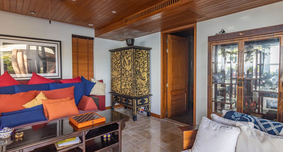 For sale 4 bedrooms villa in Mueang Phuket, Phuket