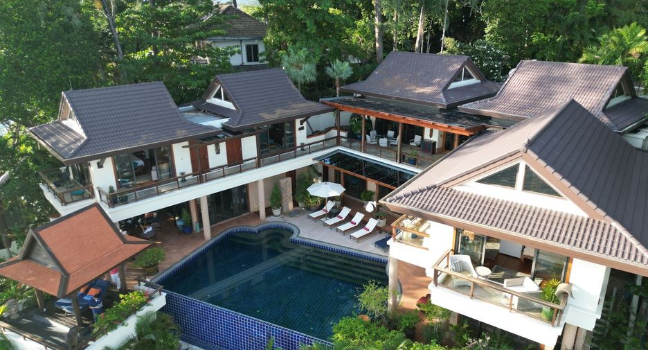 For sale 4 bedrooms villa in Mueang Phuket, Phuket