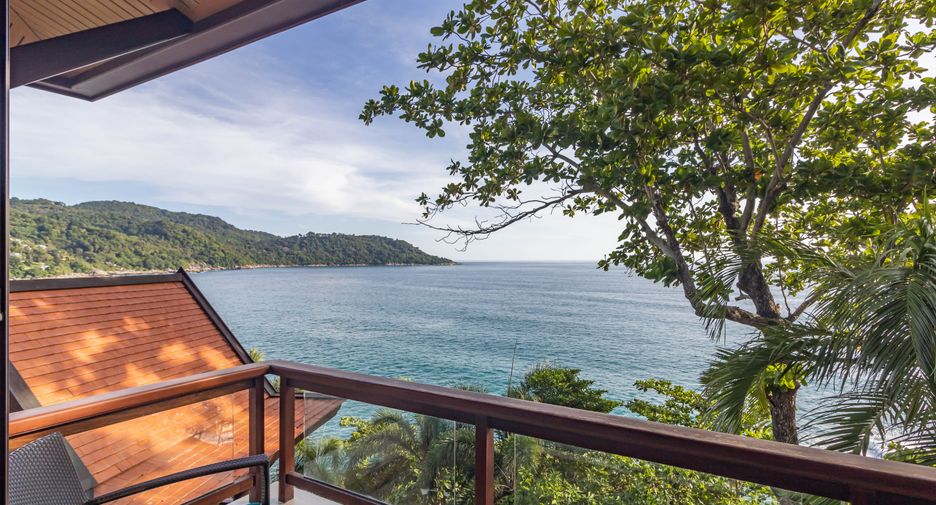 For sale 4 bedrooms villa in Mueang Phuket, Phuket