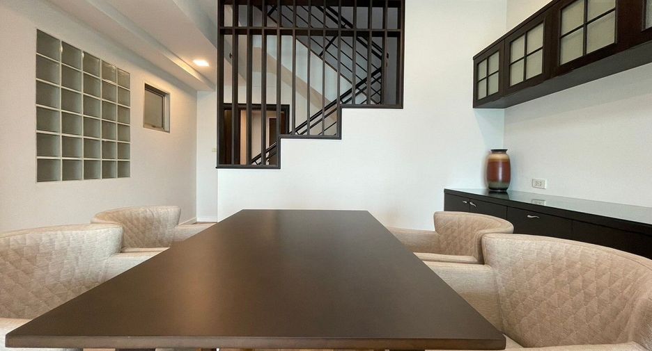 Condo en venta y en alquiler de 3 habitaciones en Yan Nawa, Bangkok