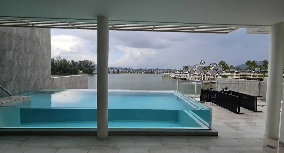 For rent 2 bedrooms condo in Thalang, Phuket