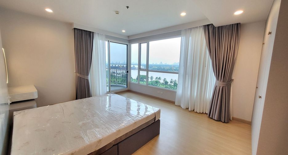 For rent 2 bedrooms condo in Yan Nawa, Bangkok