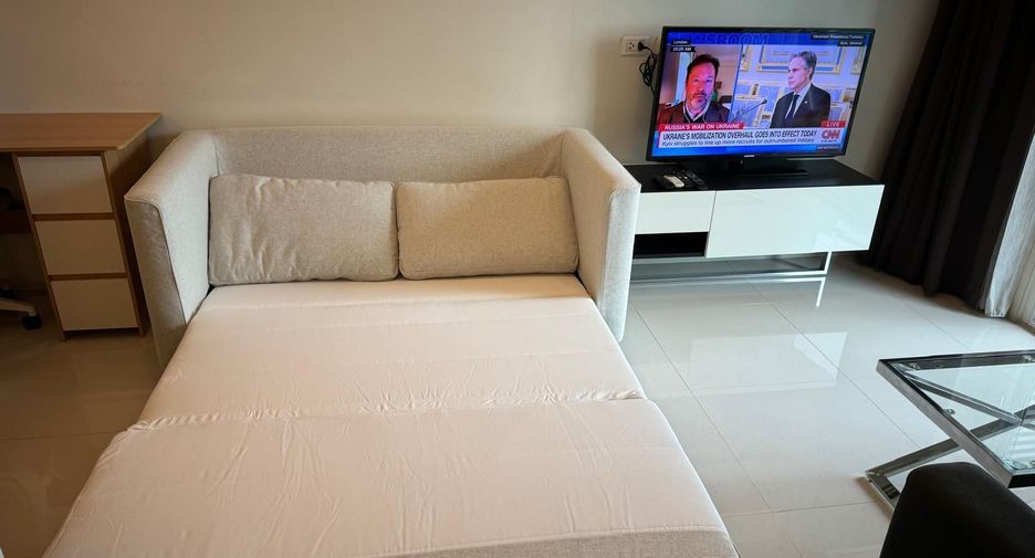 For rent 1 bed condo in Watthana, Bangkok