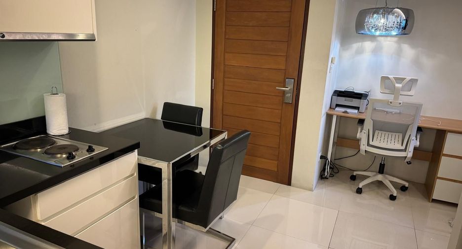 For rent 1 bed condo in Watthana, Bangkok