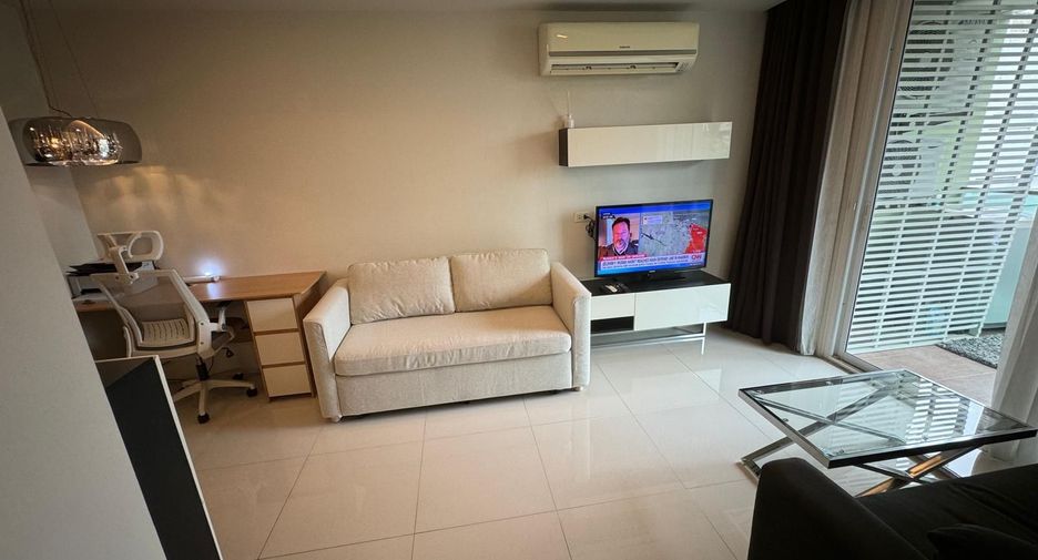 For rent 1 bed condo in Watthana, Bangkok