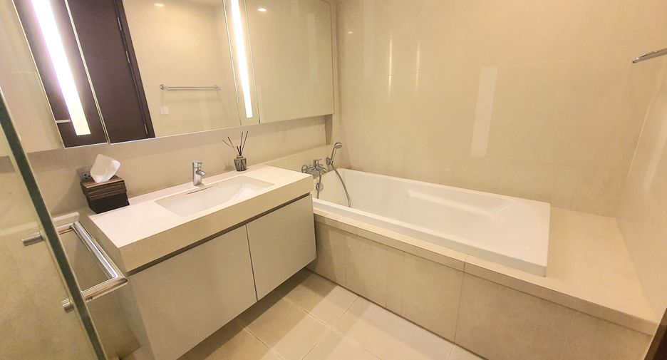 For sale and for rent 1 bed condo in Watthana, Bangkok