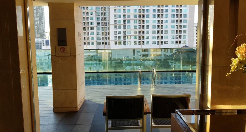 For rent 2 bedrooms condo in Khlong Toei, Bangkok