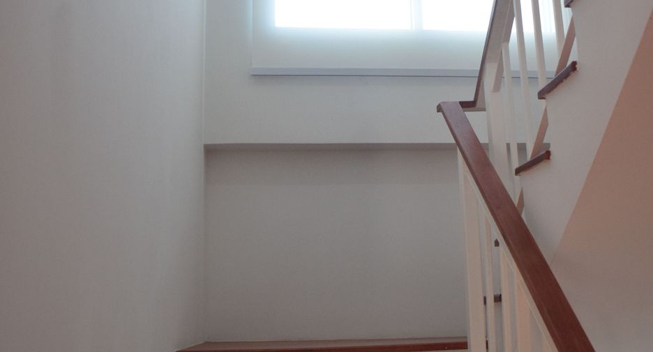 For rent 4 bedrooms house in Suan Luang, Bangkok