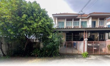 Casa adosada en venta de 2 habitaciones en Bang Bo, Samut Prakan