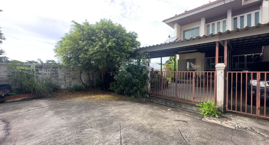 Casa adosada en venta de 2 habitaciones en Bang Bo, Samut Prakan