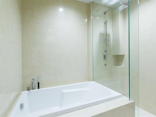 For sale and for rent 2 bedrooms condo in Khlong Toei, Bangkok