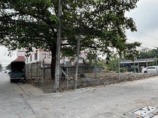 出售 土地 在 Bang Khen, 曼谷