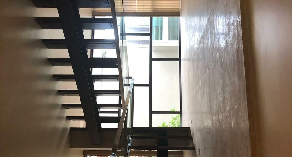 Villa en venta y en alquiler de 5 habitaciones en Mueang Phuket, Phuket