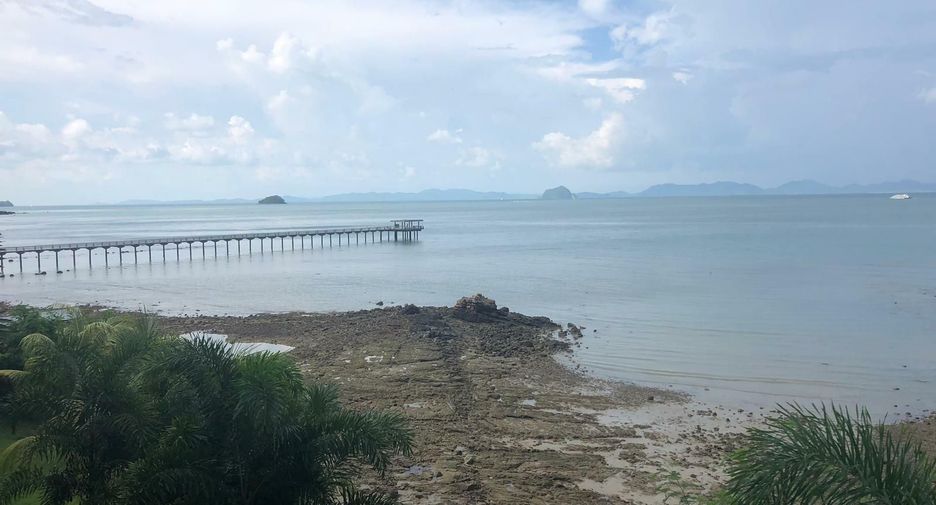 Villa en venta y en alquiler de 5 habitaciones en Mueang Phuket, Phuket