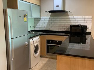 Condo en alquiler de 2 habitaciones en Sathon, Bangkok