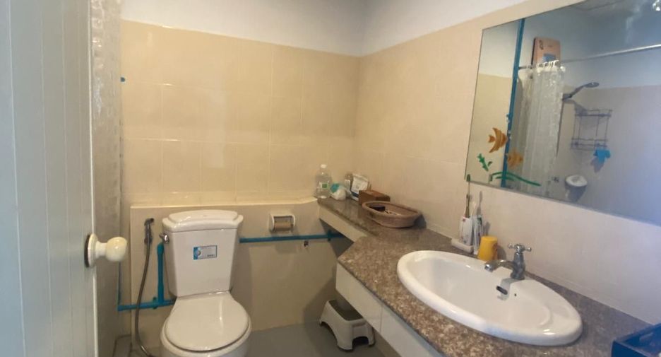For sale 5 bedrooms retail Space in Mueang Phuket, Phuket