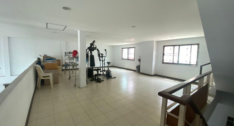 For sale 5 bedrooms retail Space in Mueang Phuket, Phuket
