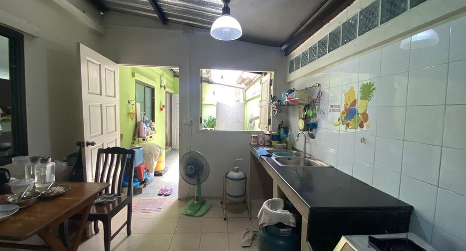 For sale 5 bedrooms retail Space in Mueang Phuket, Phuket