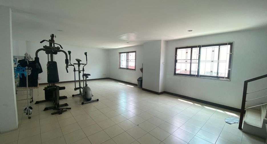 For sale 5 bedrooms retail Space in Mueang Phuket, Phuket