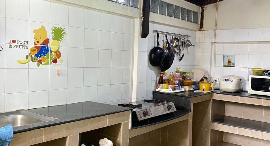 For sale 5 bedrooms retail Space in Mueang Phuket, Phuket