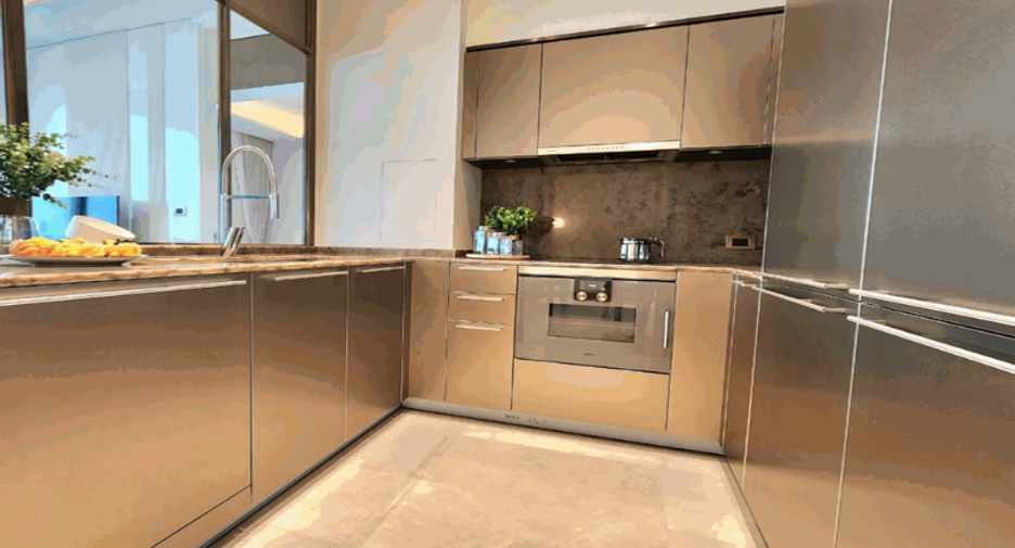 For rent 2 bedrooms condo in Khlong San, Bangkok