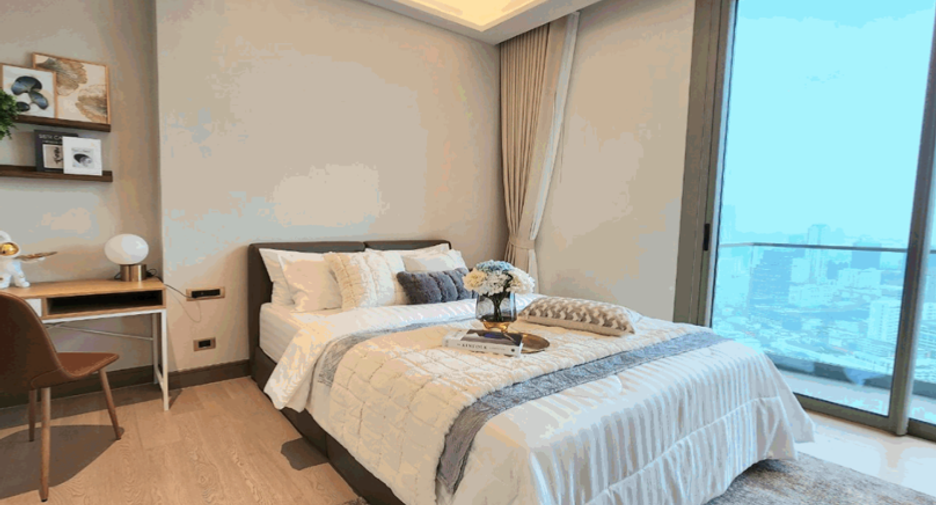 For rent 2 bedrooms condo in Khlong San, Bangkok