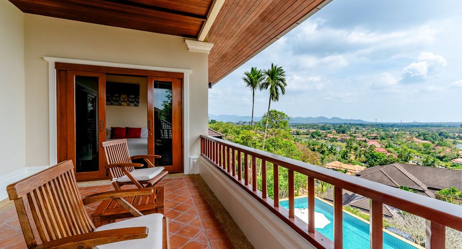 For rent 5 bedrooms villa in Thalang, Phuket
