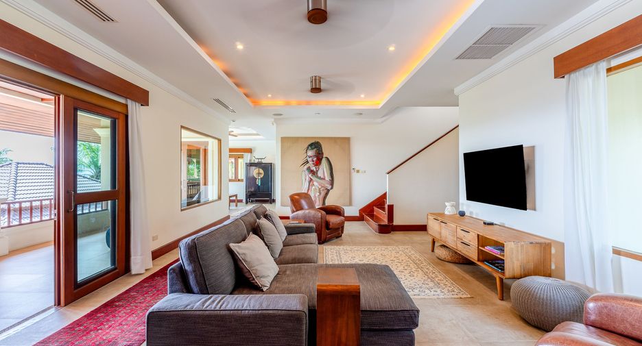 For rent 5 bedrooms villa in Thalang, Phuket