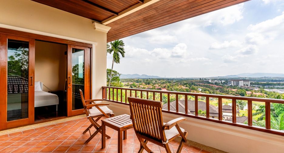 For rent 5 bedrooms villa in Thalang, Phuket