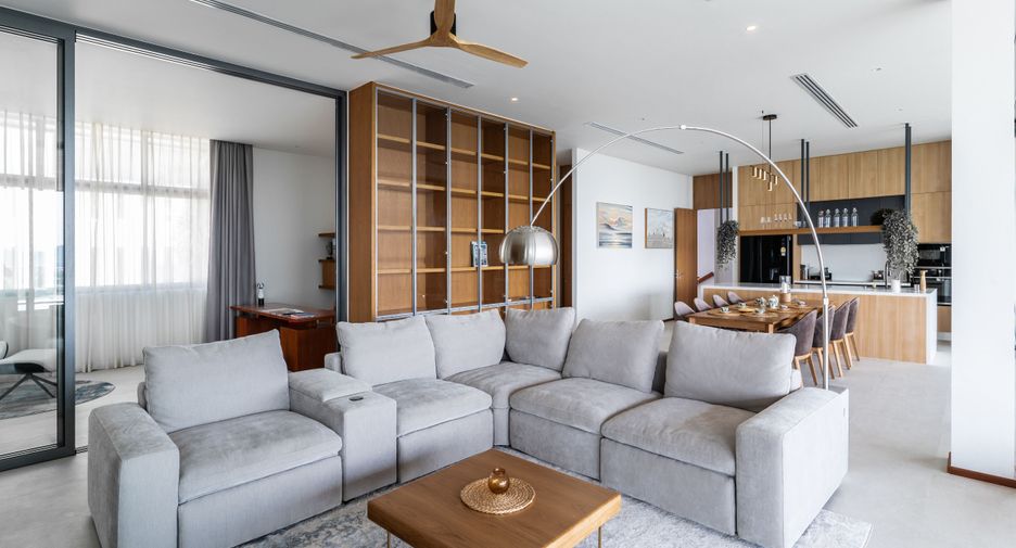 For sale 4 bedrooms villa in Mueang Phuket, Phuket