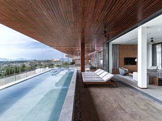 For sale 4 bedrooms villa in Mueang Phuket, Phuket