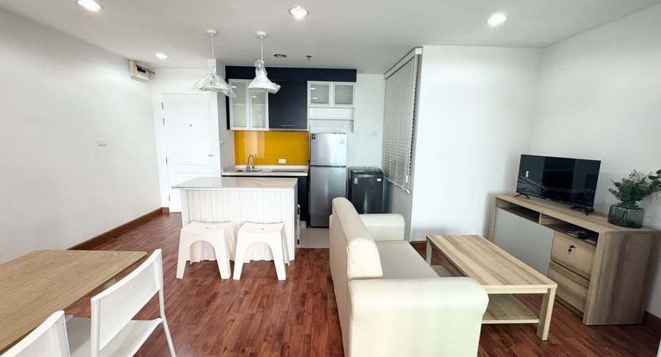For rent 1 bed condo in Bang Kapi, Bangkok