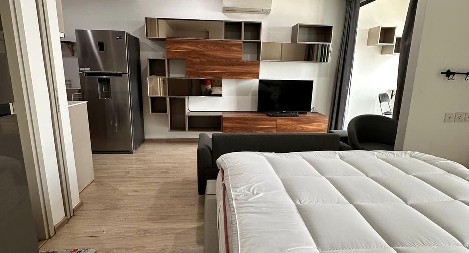 For rent スタジオ condo in Bang Rak, Bangkok