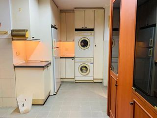 For rent 2 bedrooms condo in Pathum Wan, Bangkok
