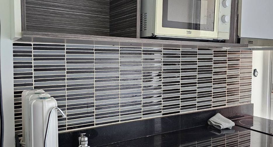 For rent 1 bed condo in Huai Khwang, Bangkok