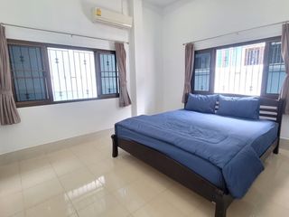 À louer 3 chambres maison à Mueang Phuket, Phuket