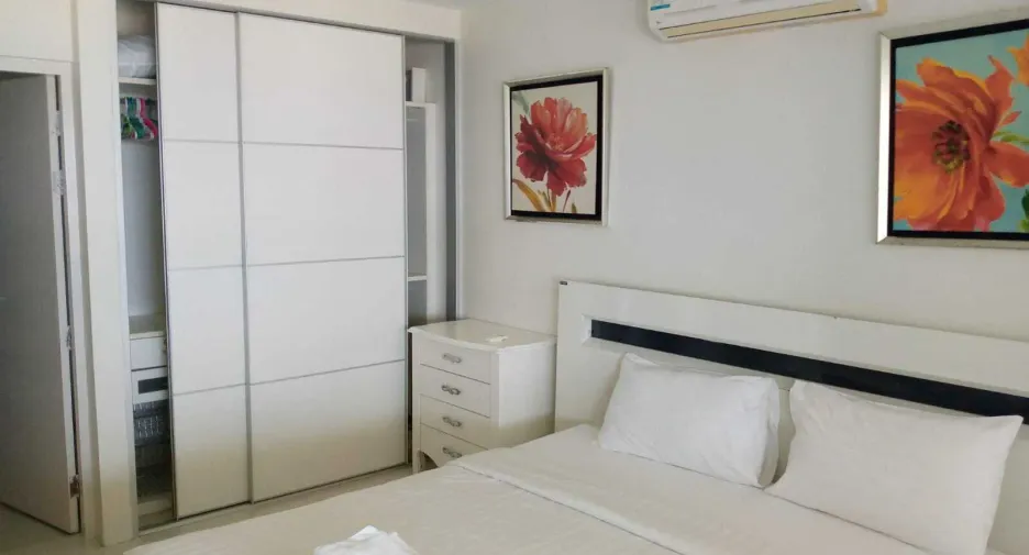For rent 2 bedrooms condo in Mueang Phuket, Phuket