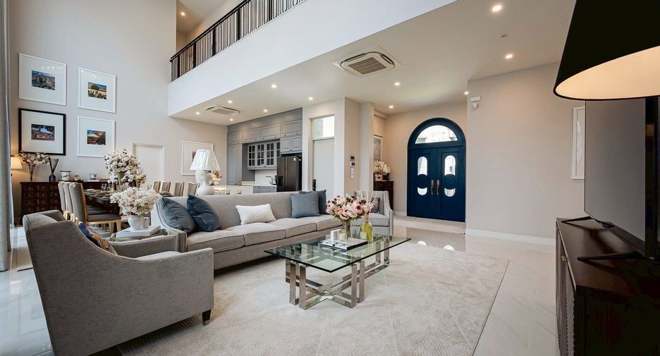 For sale and for rent 4 bedrooms house in Bang Kapi, Bangkok