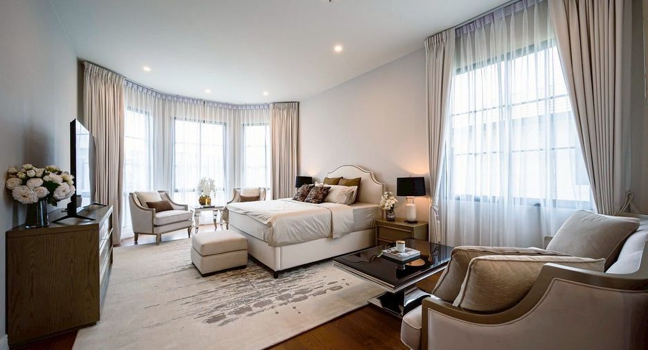 For sale and for rent 4 bedrooms house in Bang Kapi, Bangkok