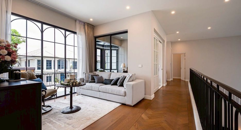 For sale and for rent 4 bedrooms house in Bang Kapi, Bangkok