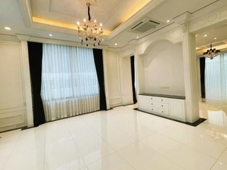 For sale 13 ベッドルーム hotel in Watthana, Bangkok