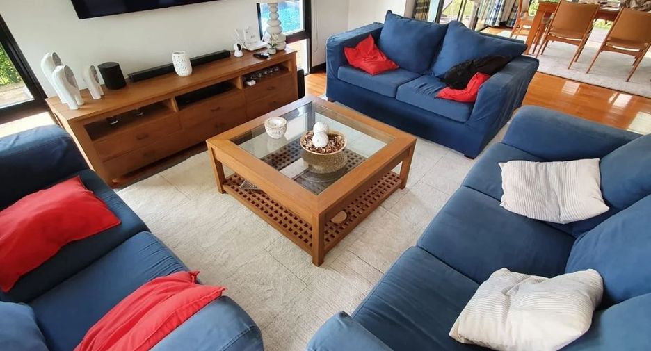 For rent 4 bedrooms villa in Thalang, Phuket